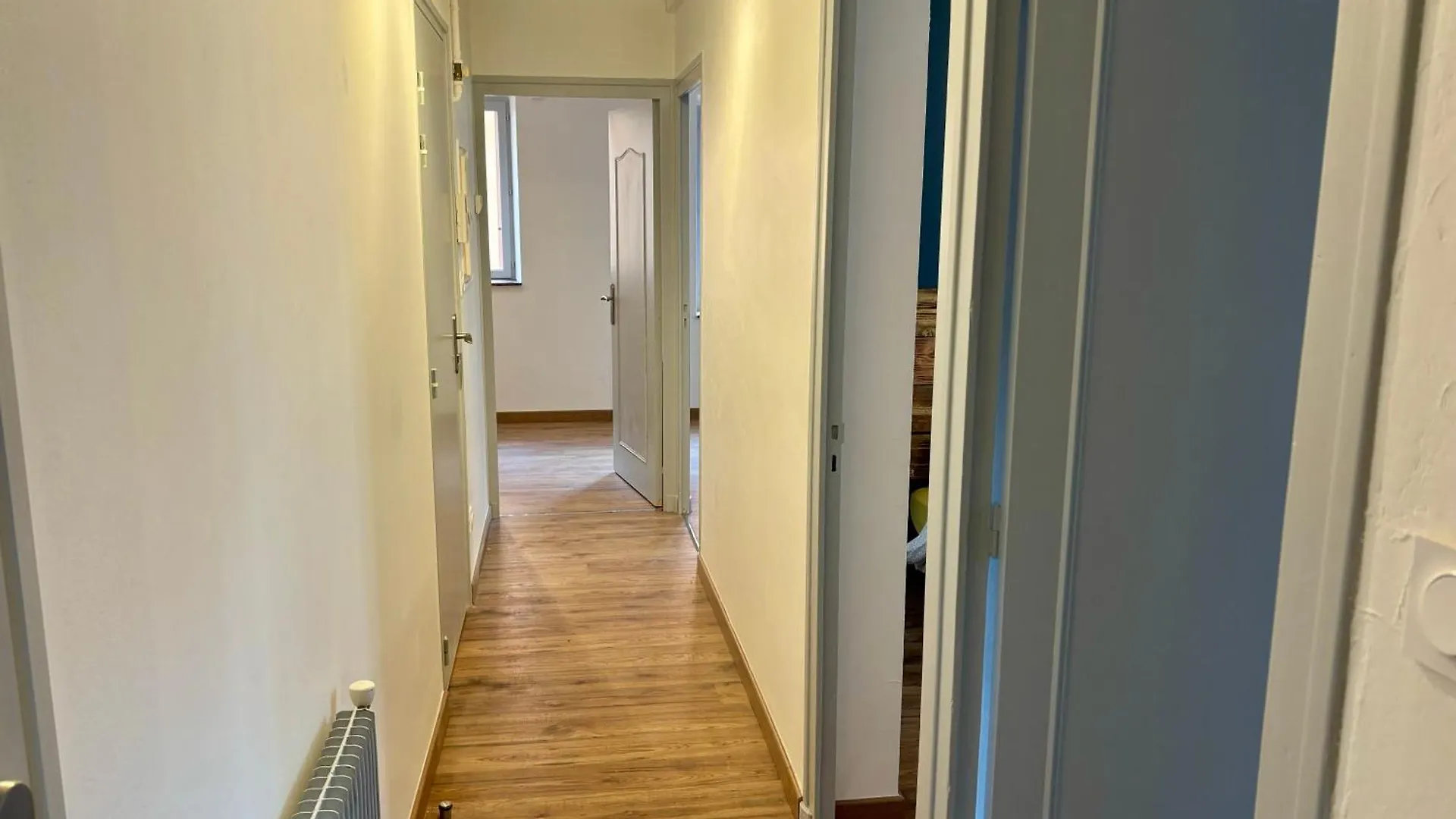 Appartement 6 Personnes - Lit King Size - Balneo - Wifi Le Puy-en-Velay France